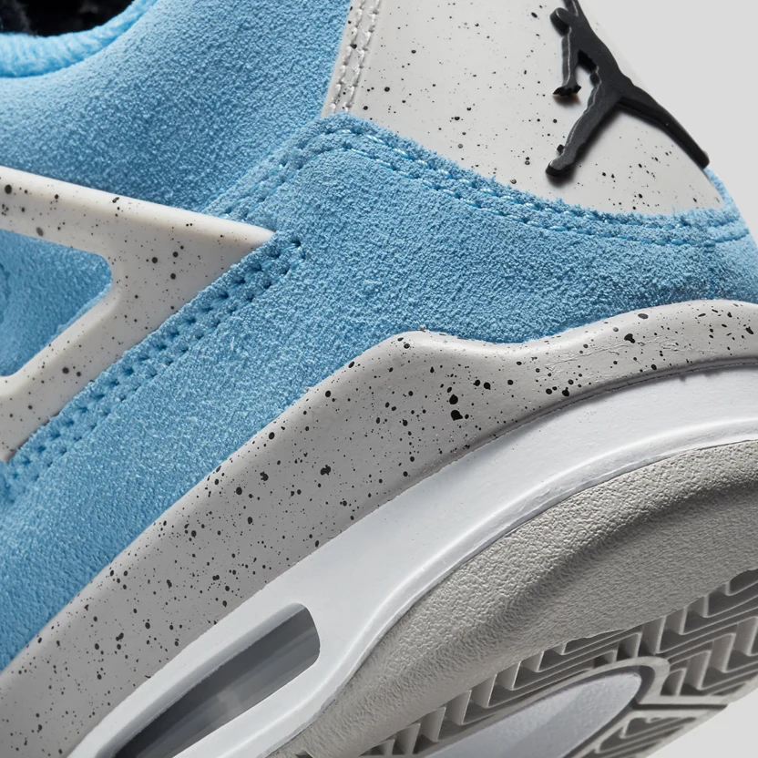 Air Jordan 4 Retro University Blue